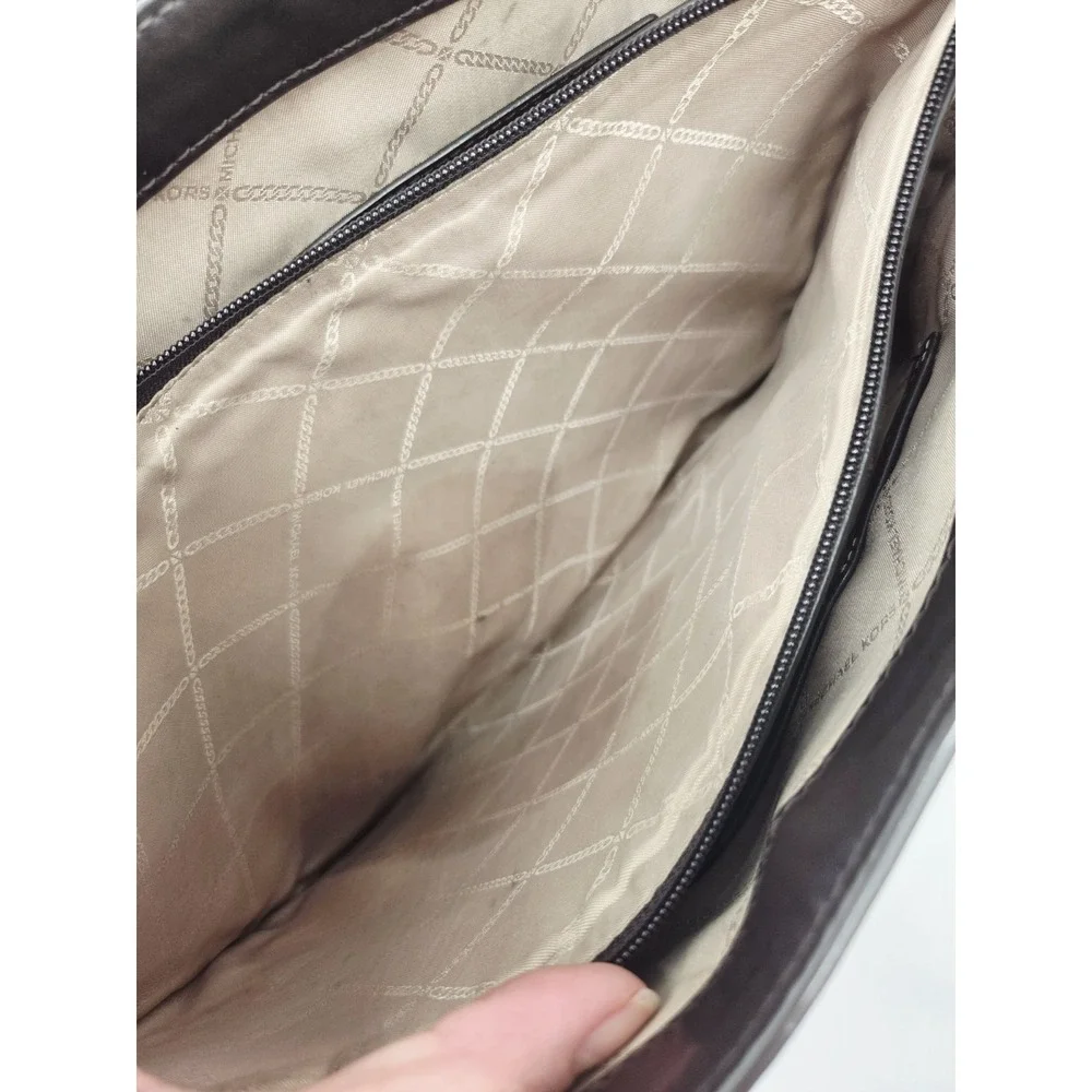 Michael Kors Signature Glossy Logo Voyager East West Tote brown gold bag WALLET